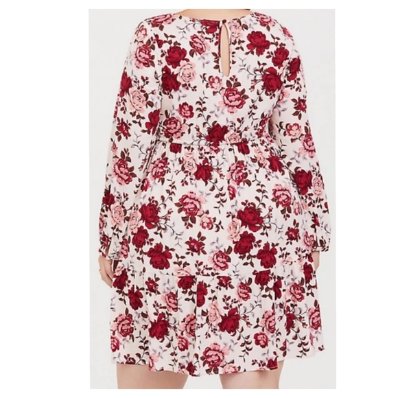 Torrid Ivory Floral Challis Drawstring Skater Dress Size 4 - Picture 2 of 7